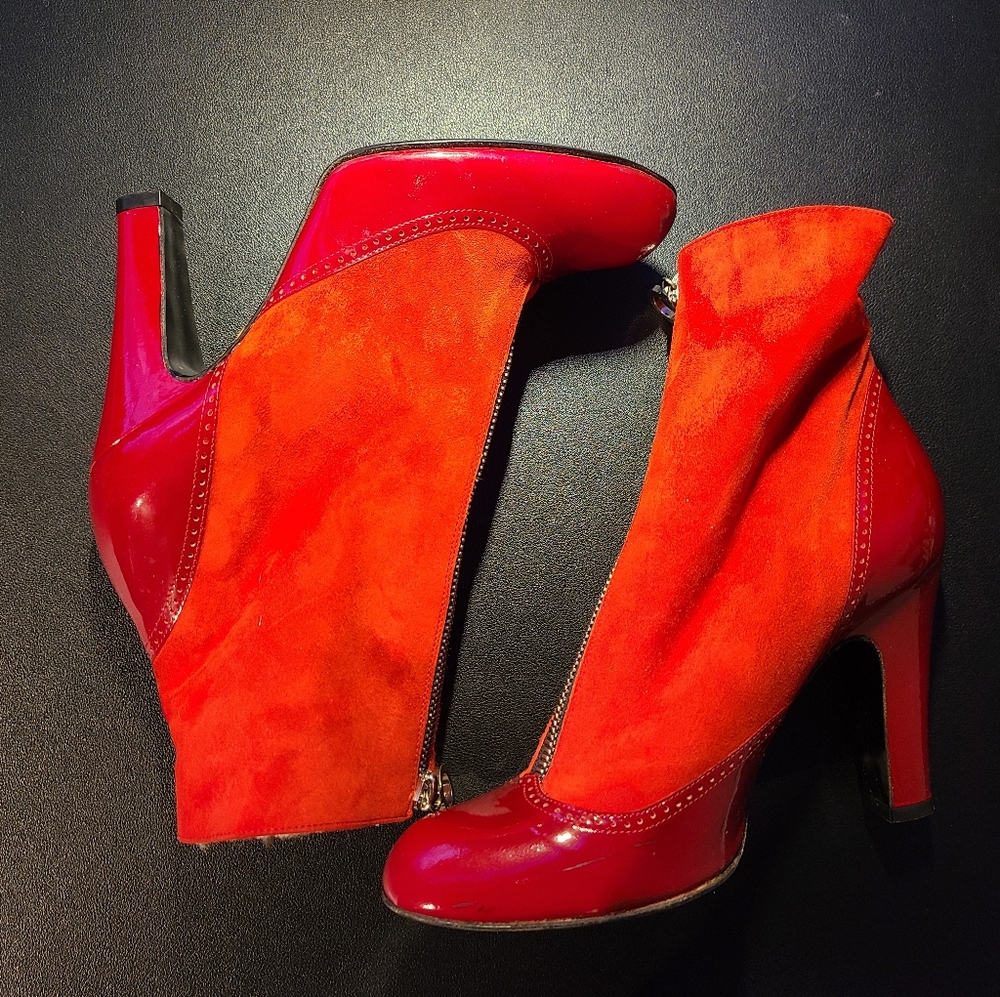 Rare Y2K Marc Jacobs patent and suede leather boot
